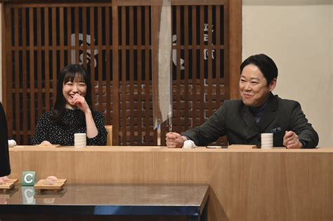 阿部サダヲ、芦田愛菜の成長にしみじみ「高いヒール履くよう。